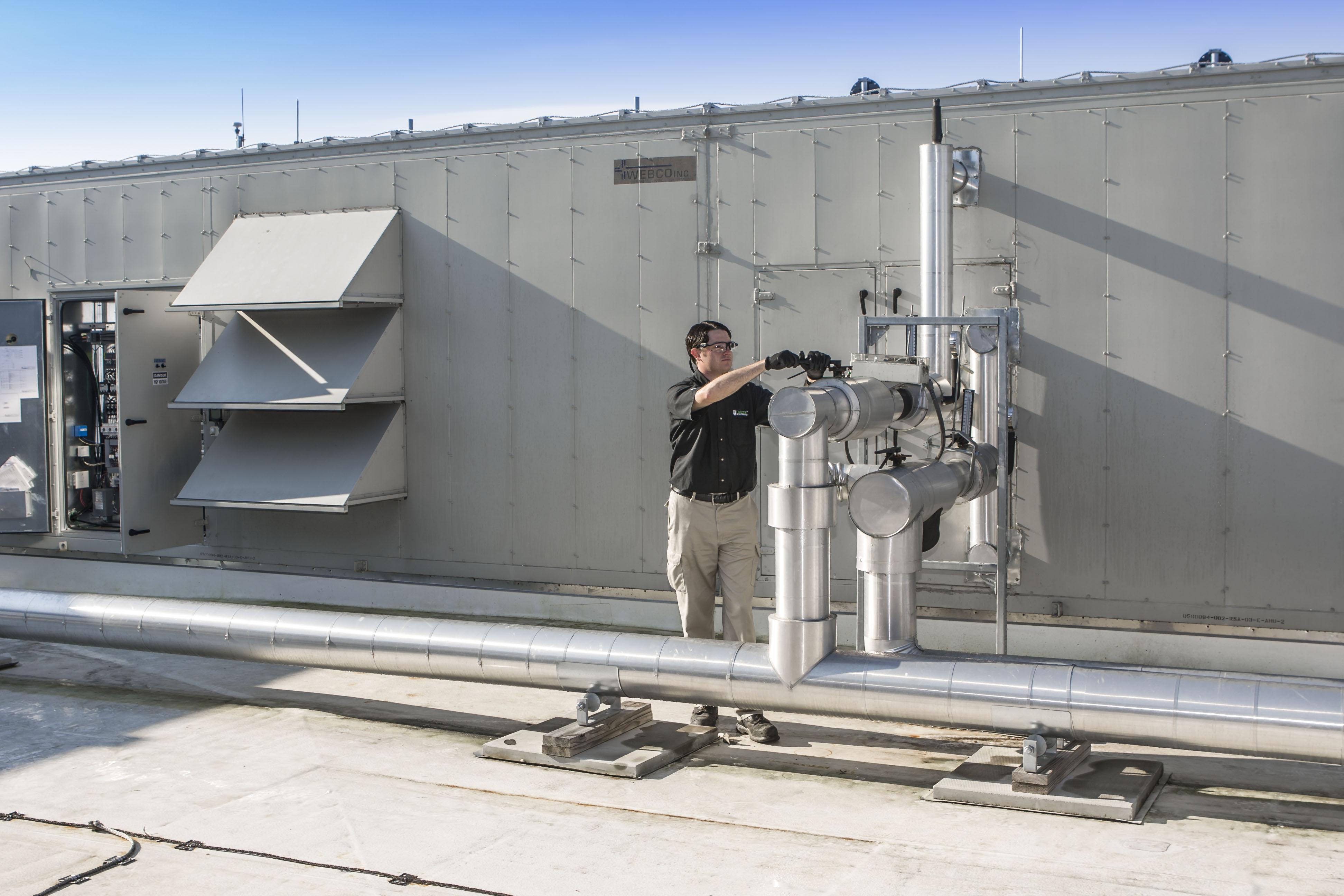 Energy Efficient Commercial Rooftop Unit (RTU) Air Conditioning Systems Crockett Facilities